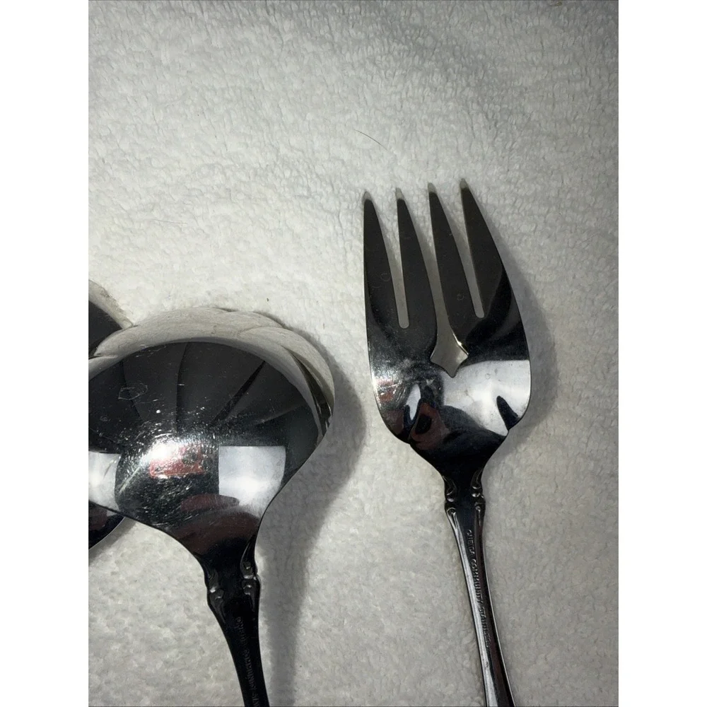 Oneida Community Brahms Lot of 4 Serving Pieces Sauce Ladle Fork Shell Stainless